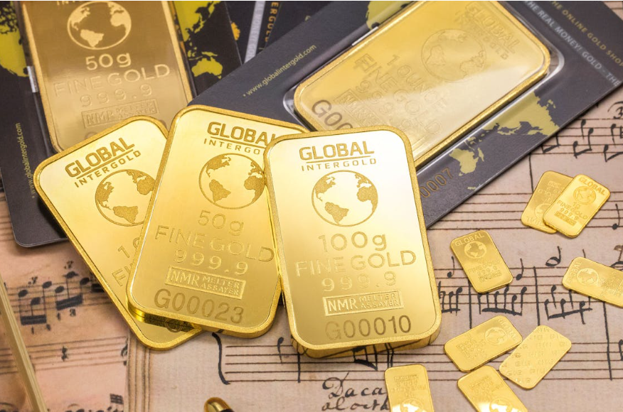 Your Guide to Gold Investment: Strategies, Risks & Market Trends Explained!