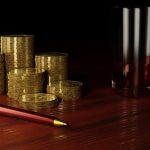 Gold: The Shiny Rock of Contradictions – A Practical Investor’s Guide